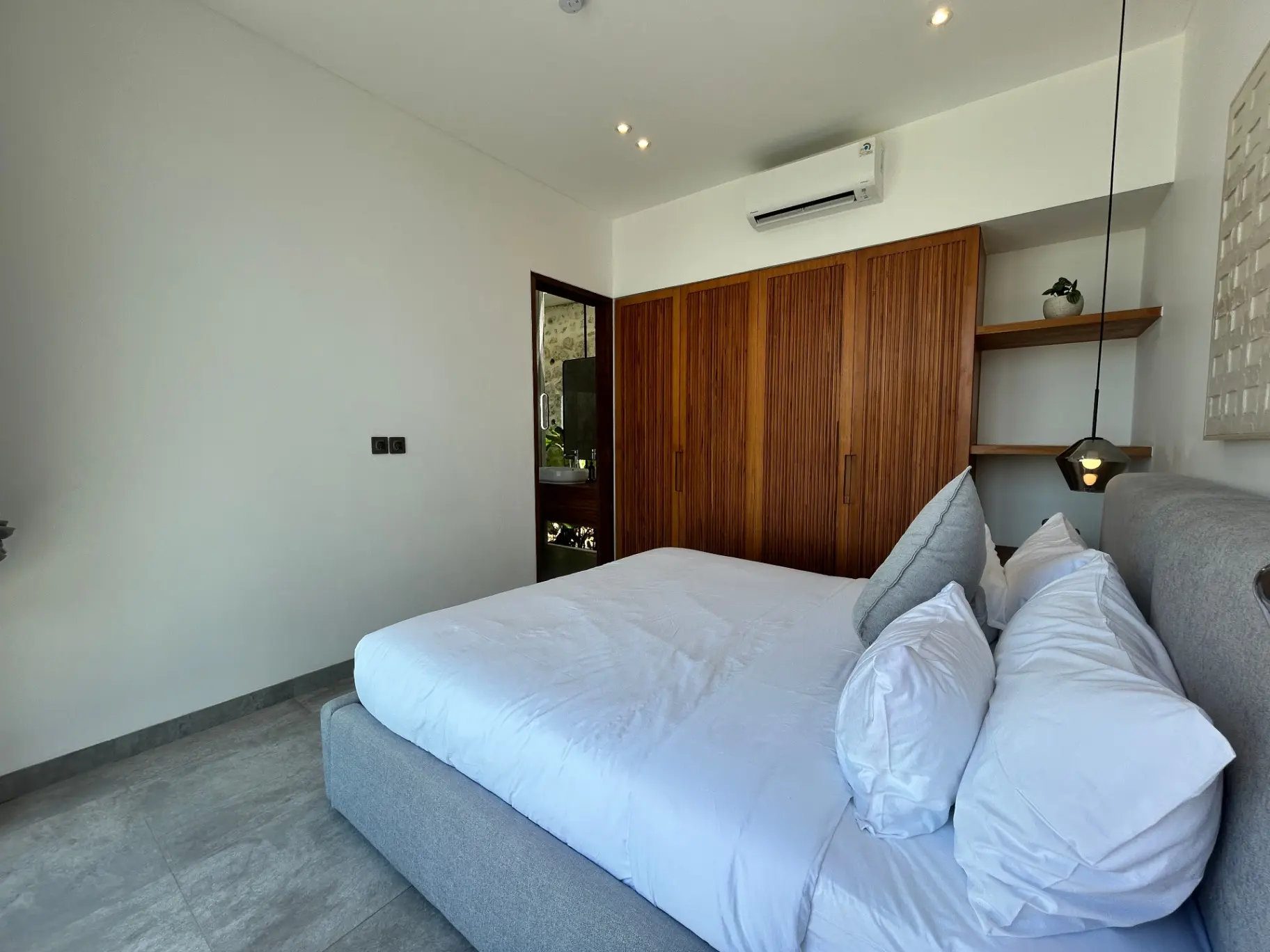 Luxury 2BR Villa w/ Ocean Views and Private Pool, 2-bed villa for rent in Uluwatu – photo 9 of 15
