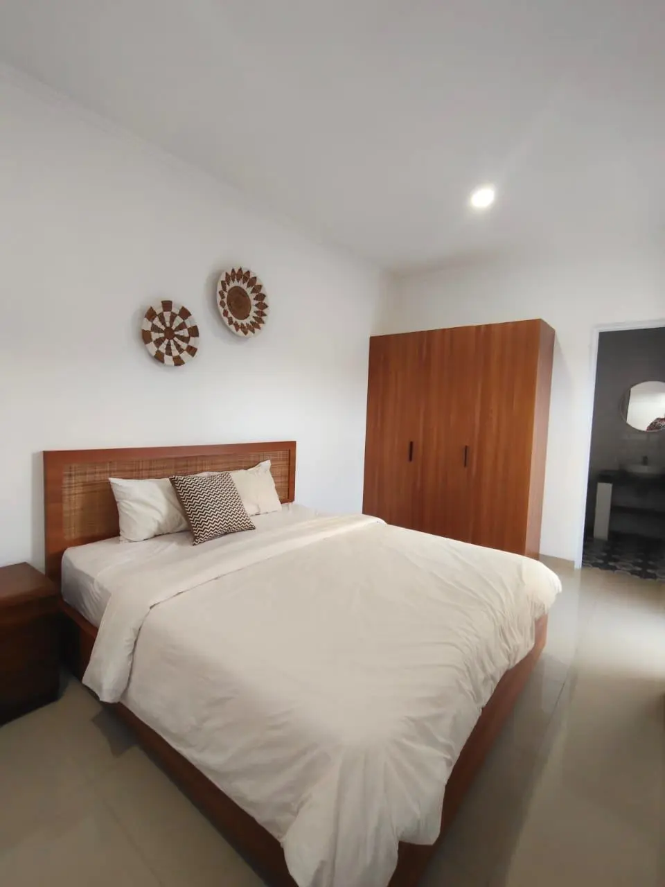 4BR Family Friendly Home in Kerobokan, 3-bed villa for rent in Seminyak – photo 6 of 9