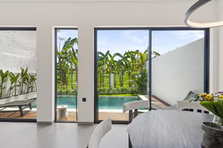 3BR Pool Villa with Rice Field Views in Berawa, Canggu, 3-bed villa for rent in Canggu – photo 14 of 15
