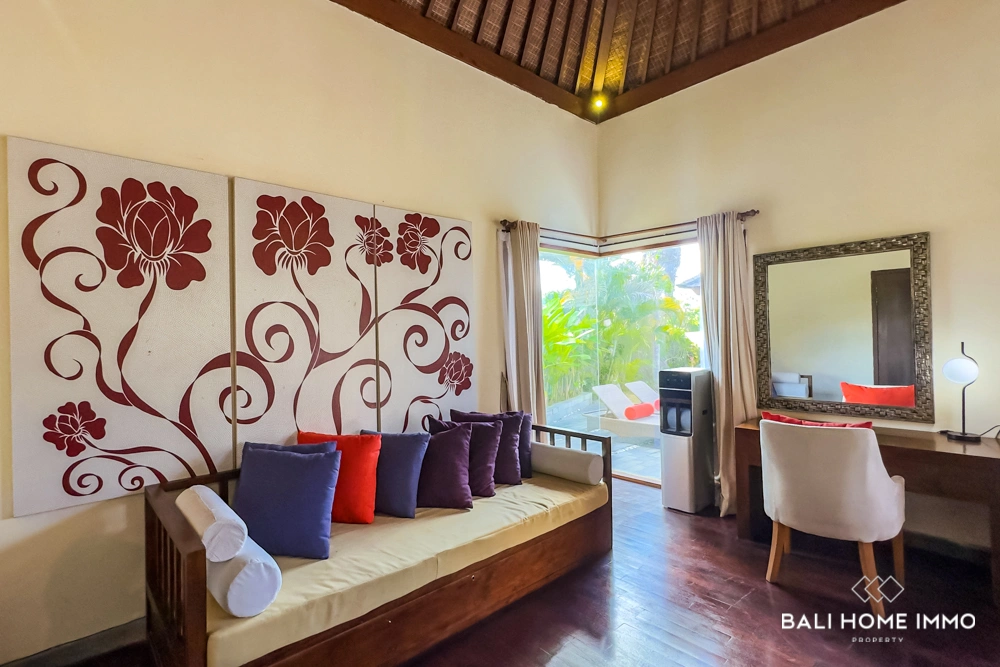 Spacious 1 Bedroom Villa with Golf Course View for Rent in Bingin, 1-bed villa for rent in Uluwatu – photo 3 of 8