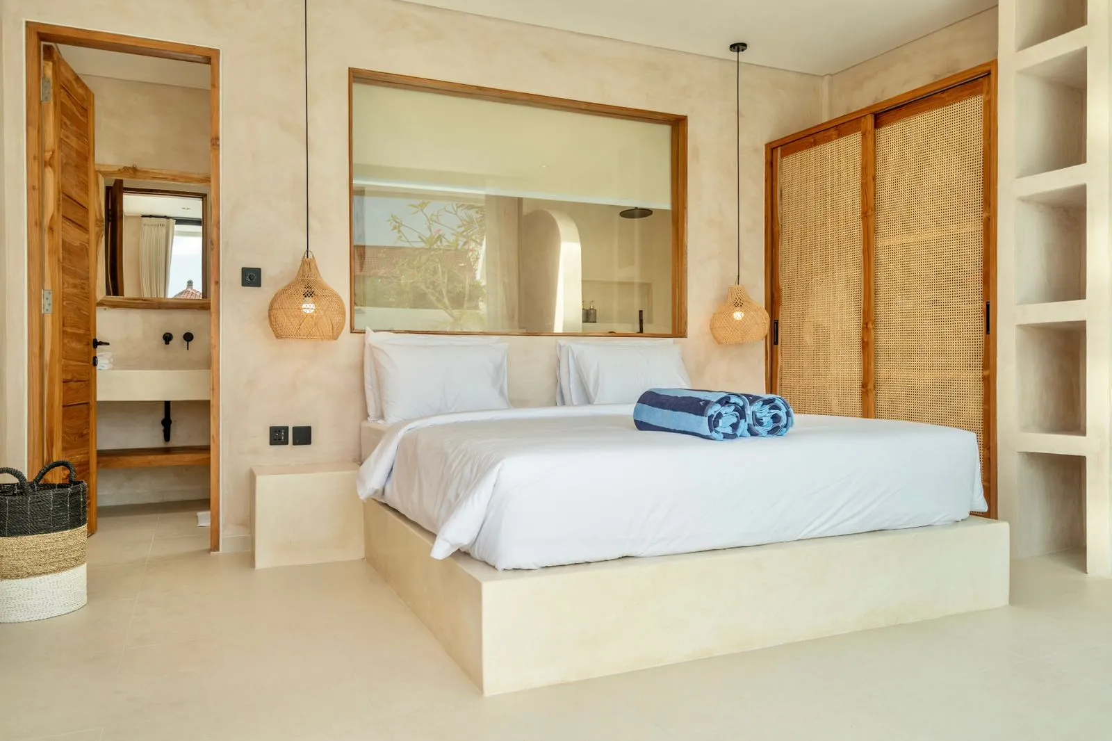 Villa For Rent 2 Bed In Padonan,Tibubeneng Bali, 2-bed villa for rent in Canggu – photo 11 of 15