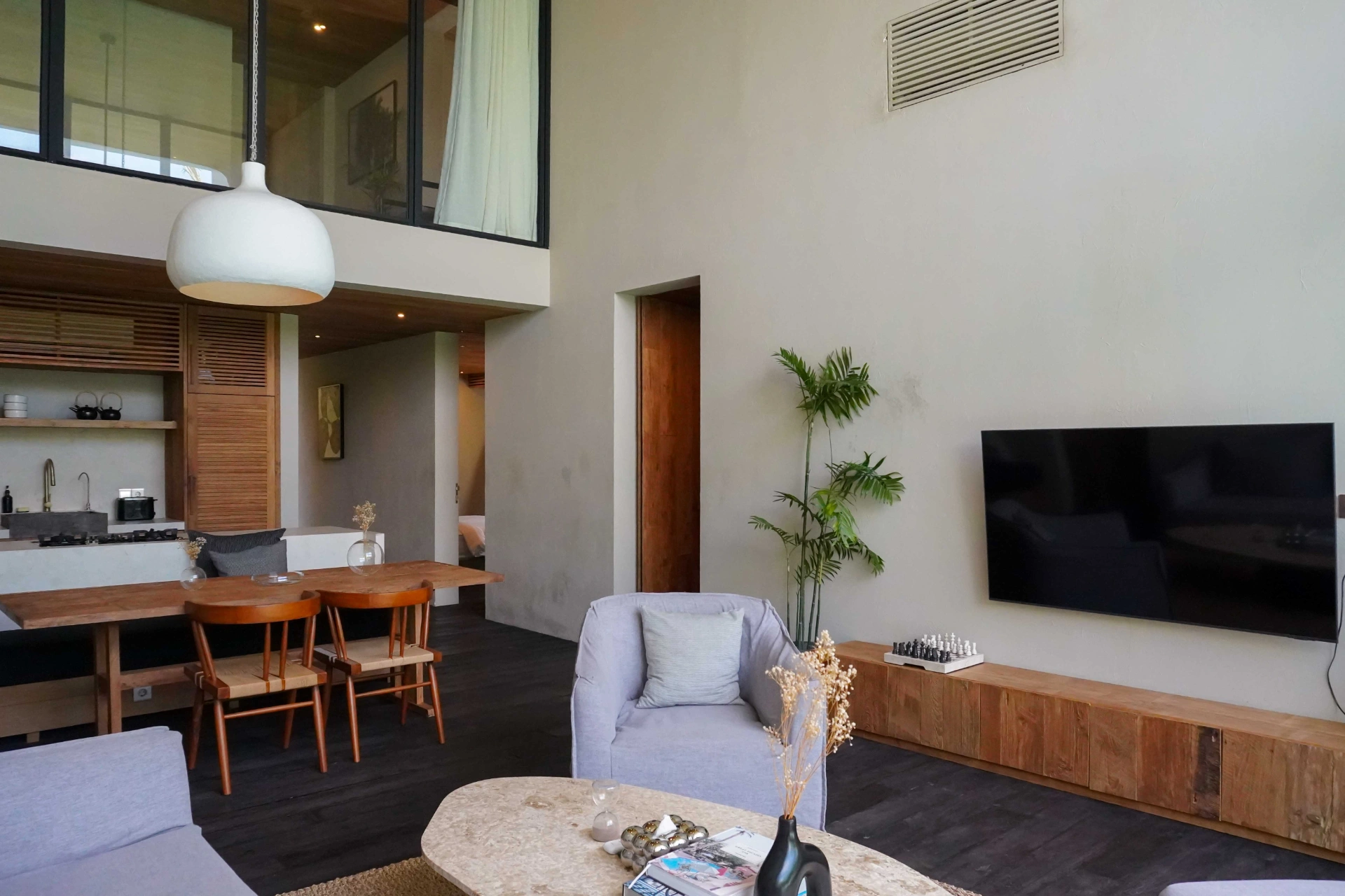 3-Bedroom Villa with Private Pool and Tropical Garden in Nyanyi, 3-bed villa for rent in Tabanan – photo 3 of 15