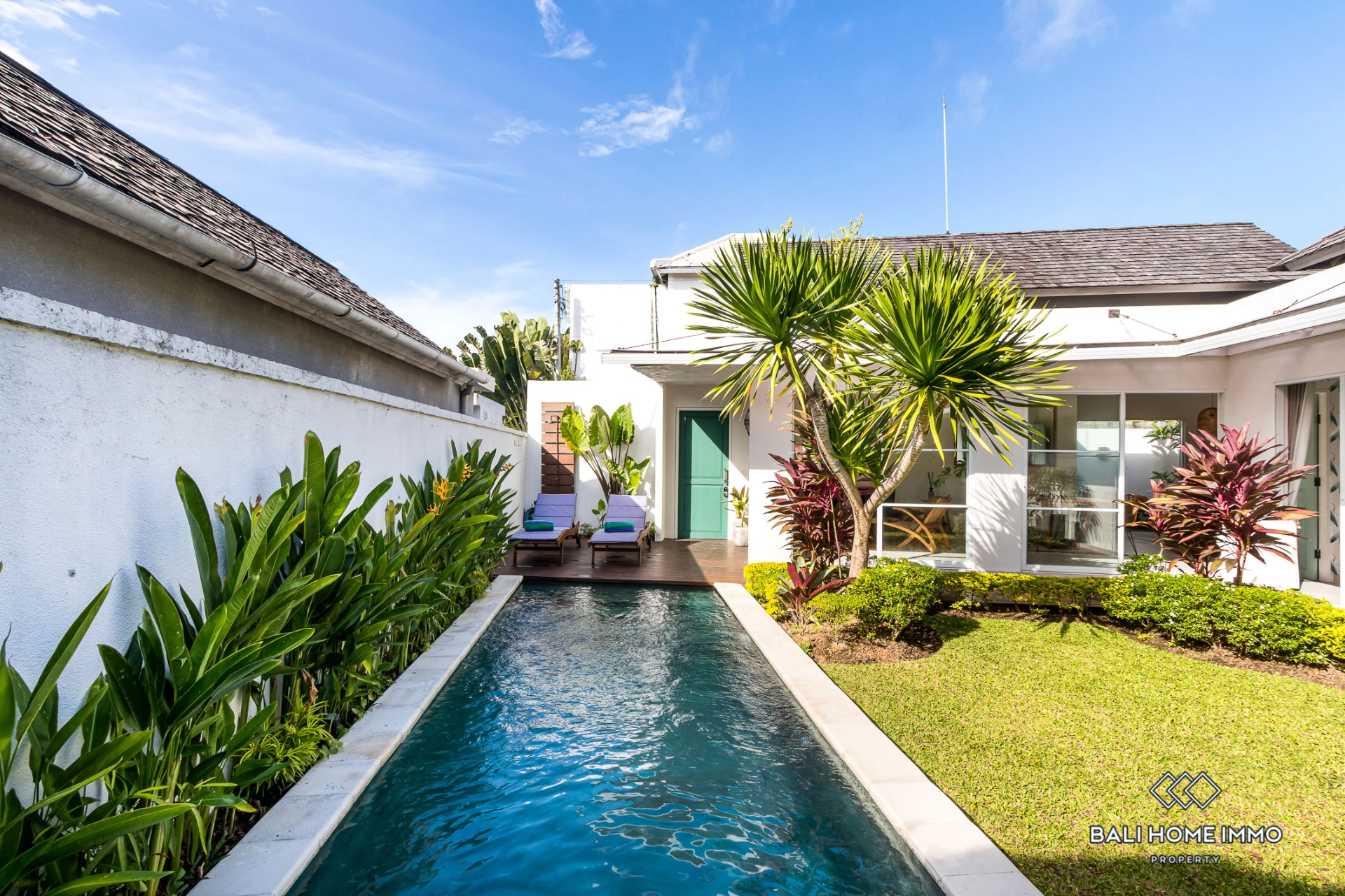 3 Bedroom Minimalist Family Villa For Rent Monthly in Berawa, 3-bed villa for rent in Canggu – photo 11 of 13