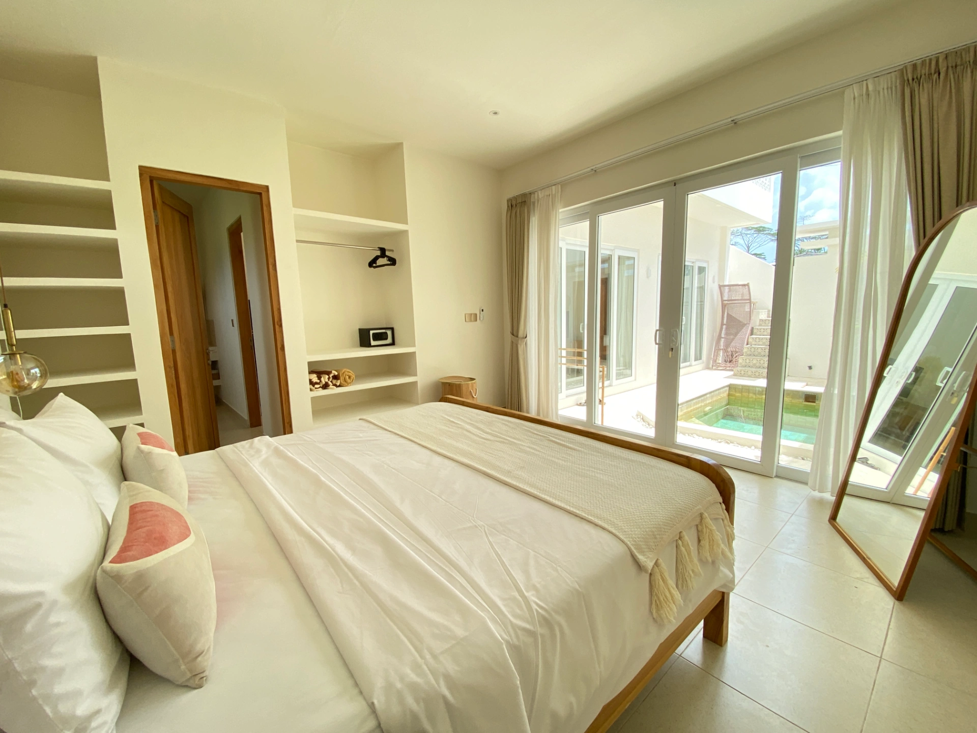 2BR Private Villa in Cemagi, 2-bed villa for rent in Seseh – photo 7 of 15