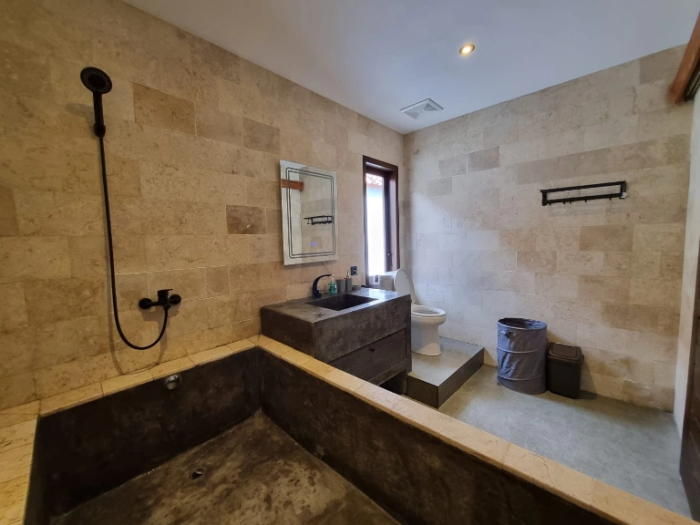 3 Bedroom Modern Villa for Yearly Rent in Seminyak Petitenget, 3-bed villa for rent in Seminyak – photo 10 of 15