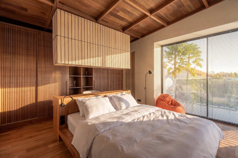 Designer Japandi-style 2-bedroom villa in central Ubud, 2-bed villa for rent in Ubud – photo 13 of 15