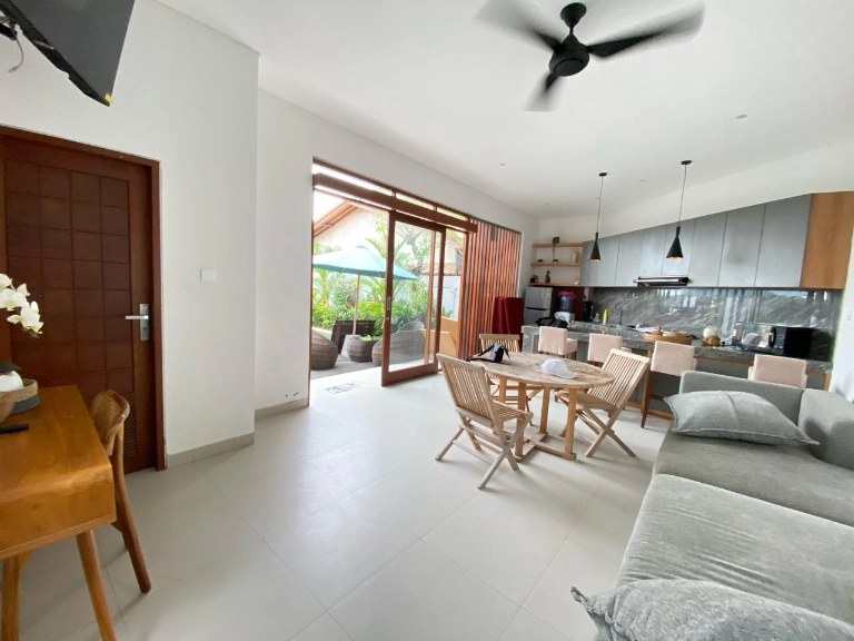 YEARLY – Spacious 3BR Garden Villa in Cemagi, 3-bed villa for rent in Seseh – photo 5 of 12