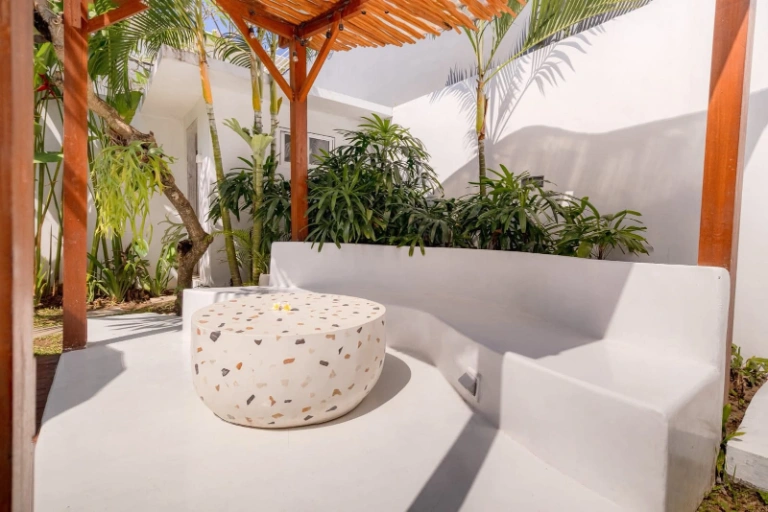 Modern Tropical 3 Bedroom Villa in Prime Berawa, 3-bed villa for rent in Canggu – photo 12 of 15