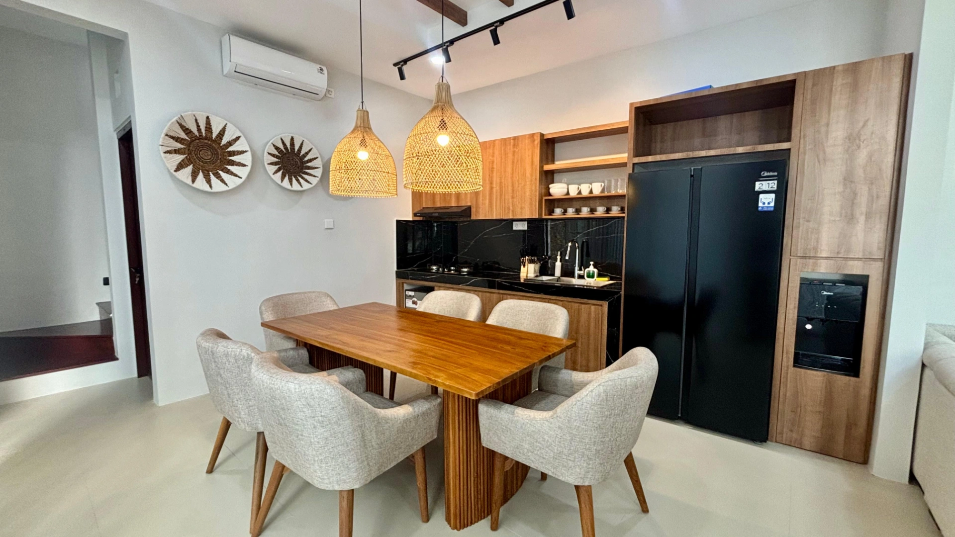Brand New Modern 3 Bedroom Villa, 3-bed villa for rent in Canggu – photo 13 of 14
