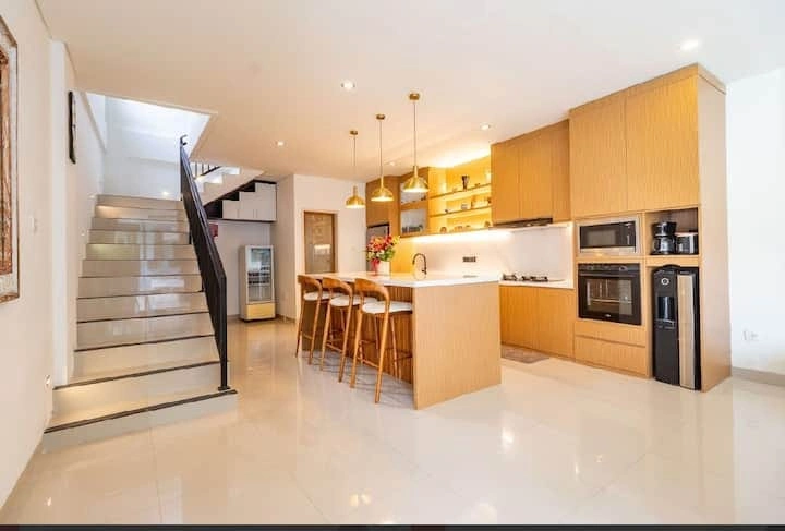 Villa For Rent 4 Bed In Tumbak Bayuh,Badung Bali, 4-bed villa for rent in Pererenan – photo 6 of 15