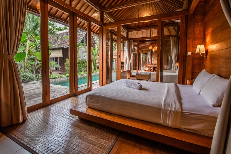 Swara Tenang a Cozy Wooden with Peaceful Vibes, 2-bed villa for rent in Tabanan – photo 9 of 15
