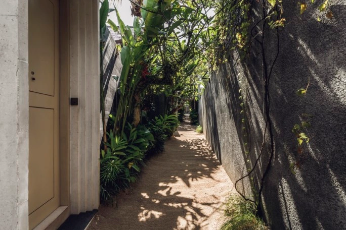 1 Bedroom Modern Luxury Villa in Canggu Padang Linjong, 1-bed villa for rent in Canggu – photo 7 of 15