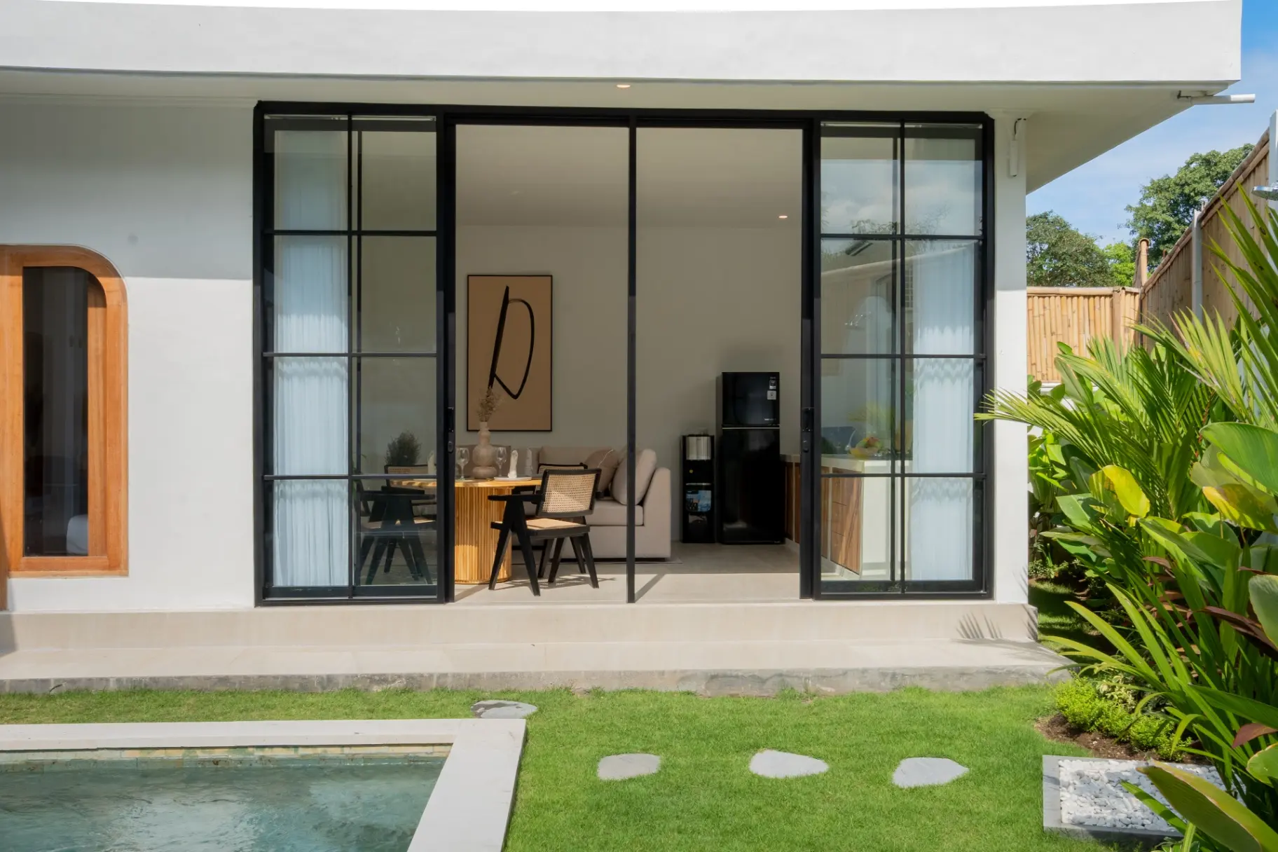 Designer 3BR Villa In Canggu | joliesmaisonsbali.com, 3-bed villa for rent in Canggu – photo 12 of 14