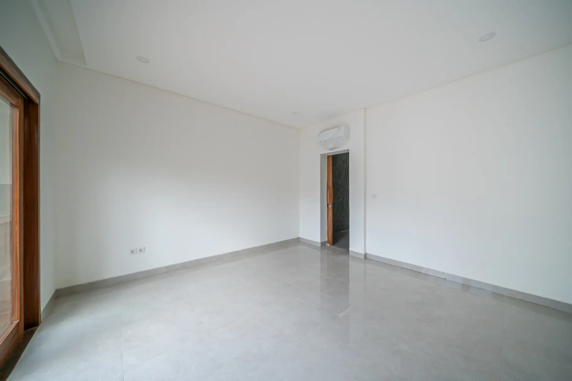 Villa Kedampang - Brand New 2 Bedroom Villa - Unfurnished!!, 2-bed villa for rent in Seminyak – photo 8 of 15