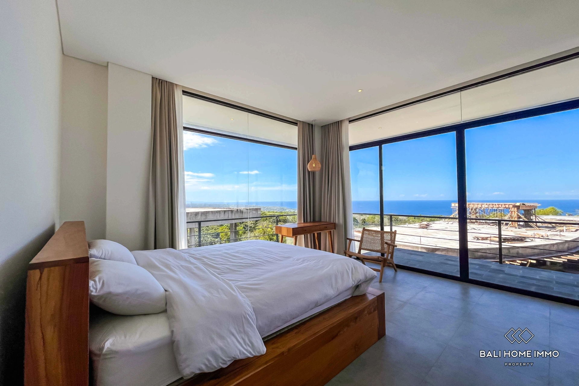 Stunning 3 Bedrooms Villa with Ocean View for Rental in Uluwatu, 3-bed villa for rent in Uluwatu – photo 6 of 12