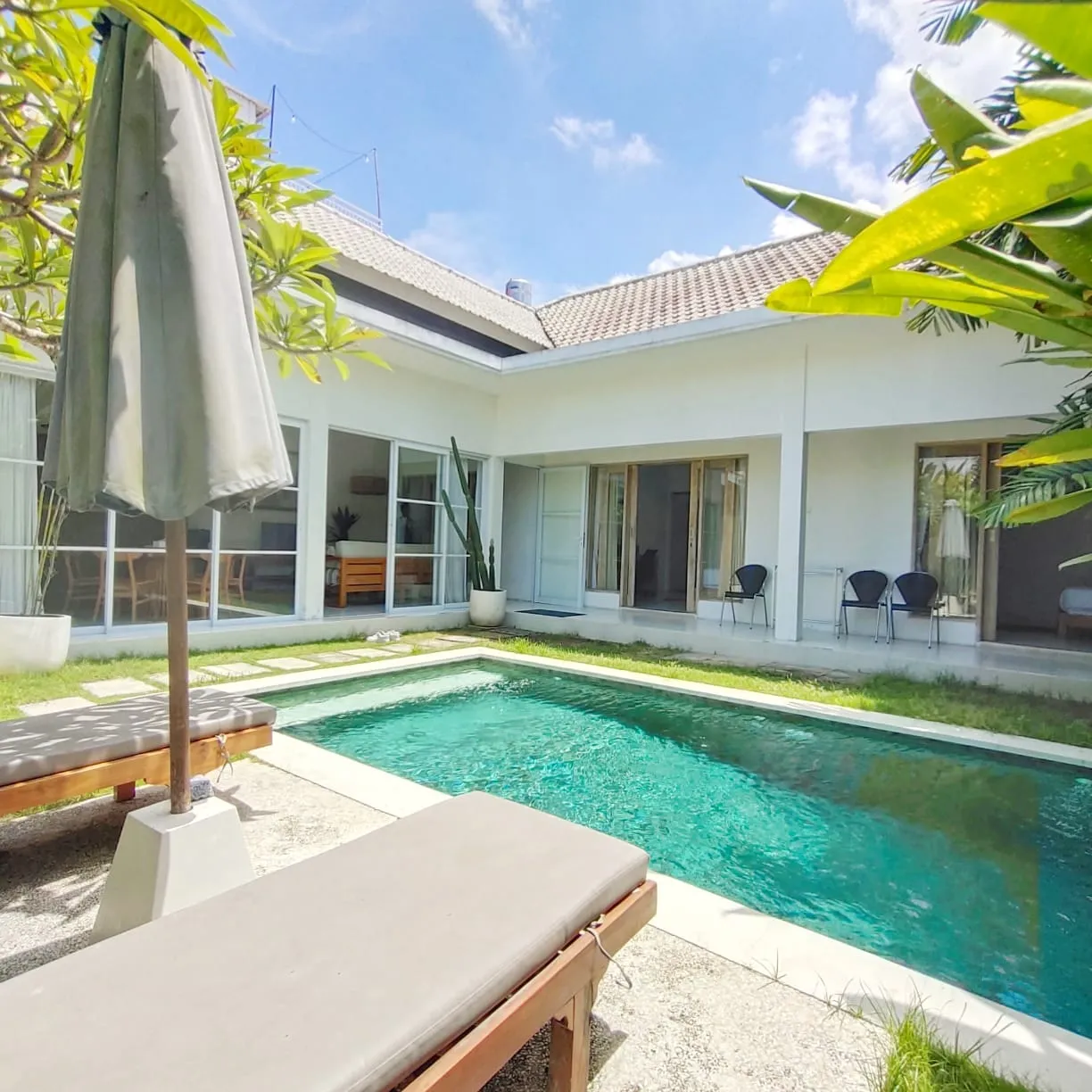 3 Bedrooms Villa with Garden in Canggu, 3-bed villa for rent in Canggu – photo 7 of 13