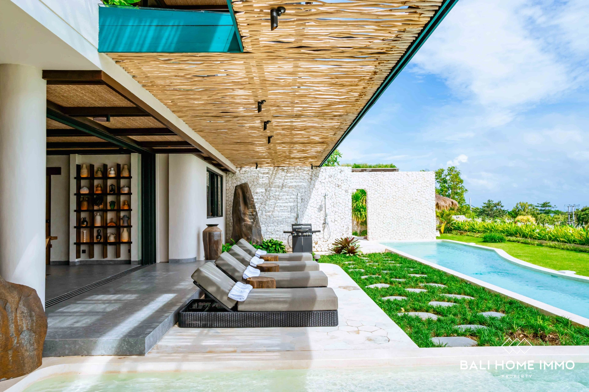 Newly Built 4 Bedrooms Villa with Ocean View for Rent & Sale in Uluwatu, 4-bed villa for rent in Uluwatu – photo 3 of 15