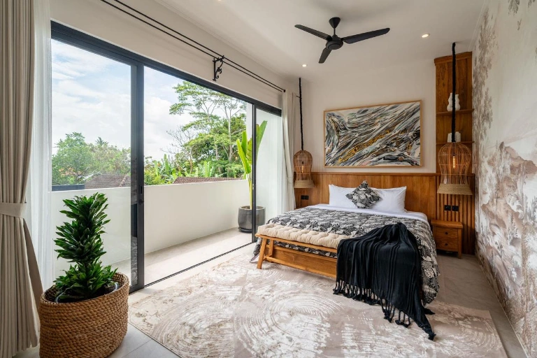 Stylish 3BR Villa in Peaceful Tumbak Bayuh, 3-bed villa for rent in Pererenan – photo 8 of 15