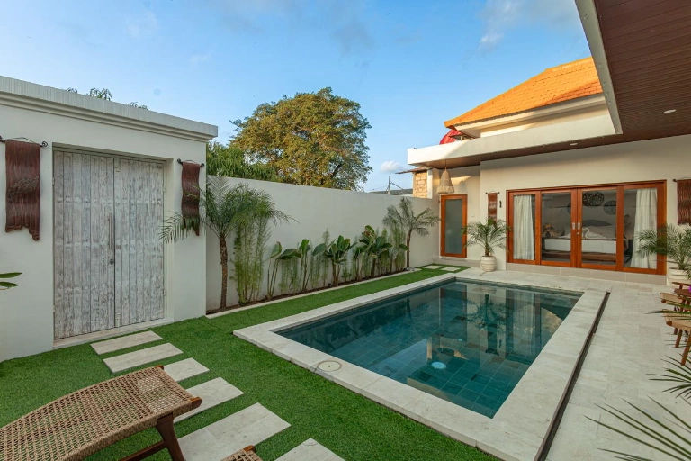 Monthly Rent Villa 2 Bedroom (Seminyak), 2-bed villa for rent in Seminyak – photo 3 of 15