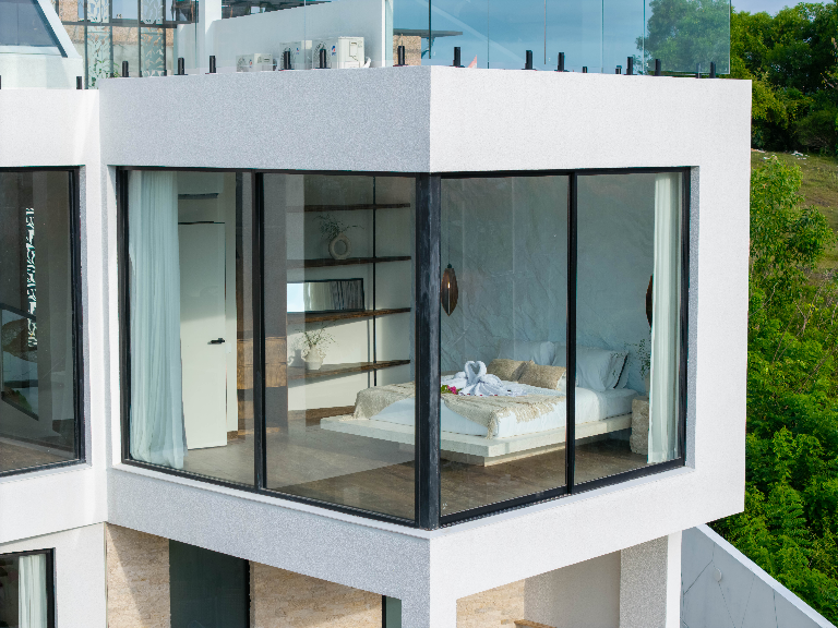 New Luxury Ocean View Villa - Pandawa Beach — 5 minutes - Rooftop BBQ, 3-bed villa for rent in Nusa Dua – photo 10 of 15