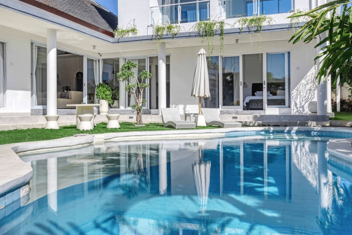 5 Bedroom Luxury Villa in Canggu, 5-bed villa for rent in Canggu – photo 13 of 15