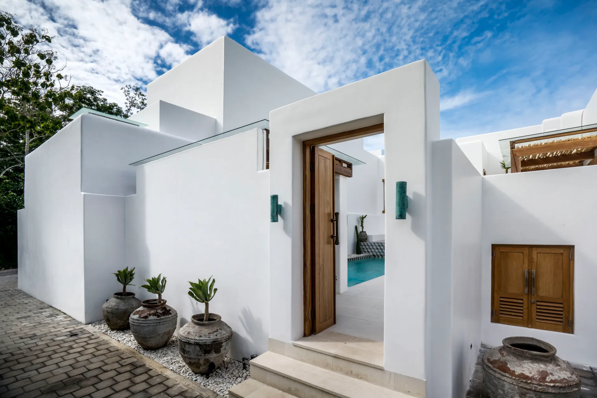 OASI 1 - Tropical Luxury 3 BR w/ Pool View, Bingin Beach, 3-bed villa for rent in Uluwatu – photo 13 of 15