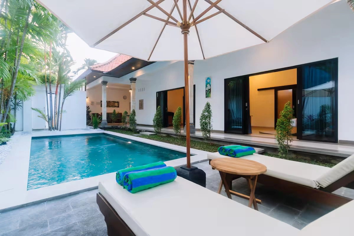 2BR Villa in Berawa, 2-bed villa for rent in Canggu – photo 6 of 15