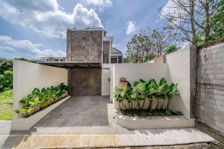 Brand New 3BR Villa at Central Berawa, 3-bed villa for rent in Canggu – photo 14 of 15