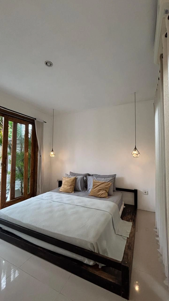 3 Bedroom Modern Villa for Yearly Rent in Umalas, 3-bed villa for rent in Seminyak – photo 6 of 15