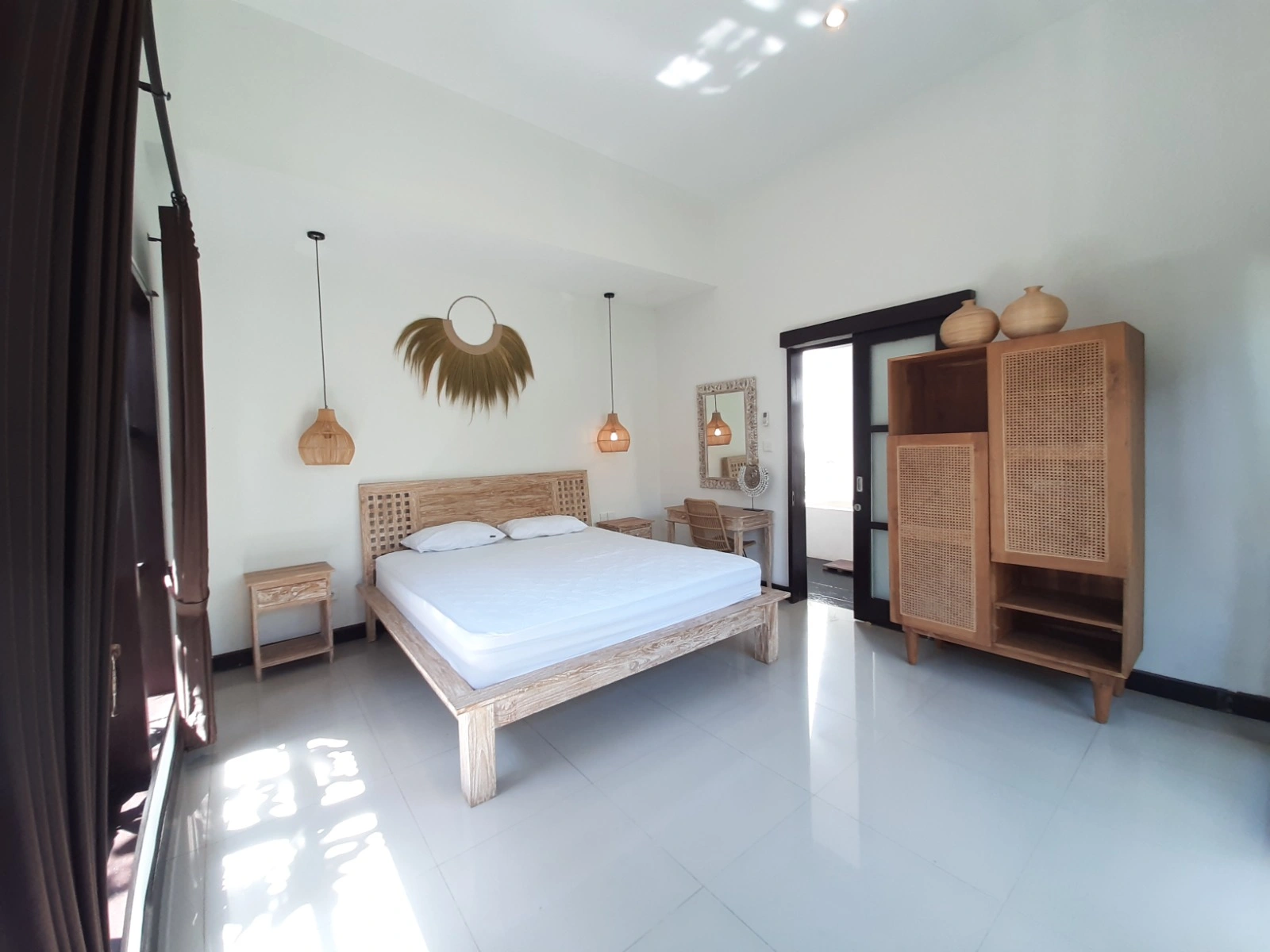 Tropical Homie Villa New Renovated in Seminyak, 2-bed villa for rent in Seminyak – photo 11 of 15