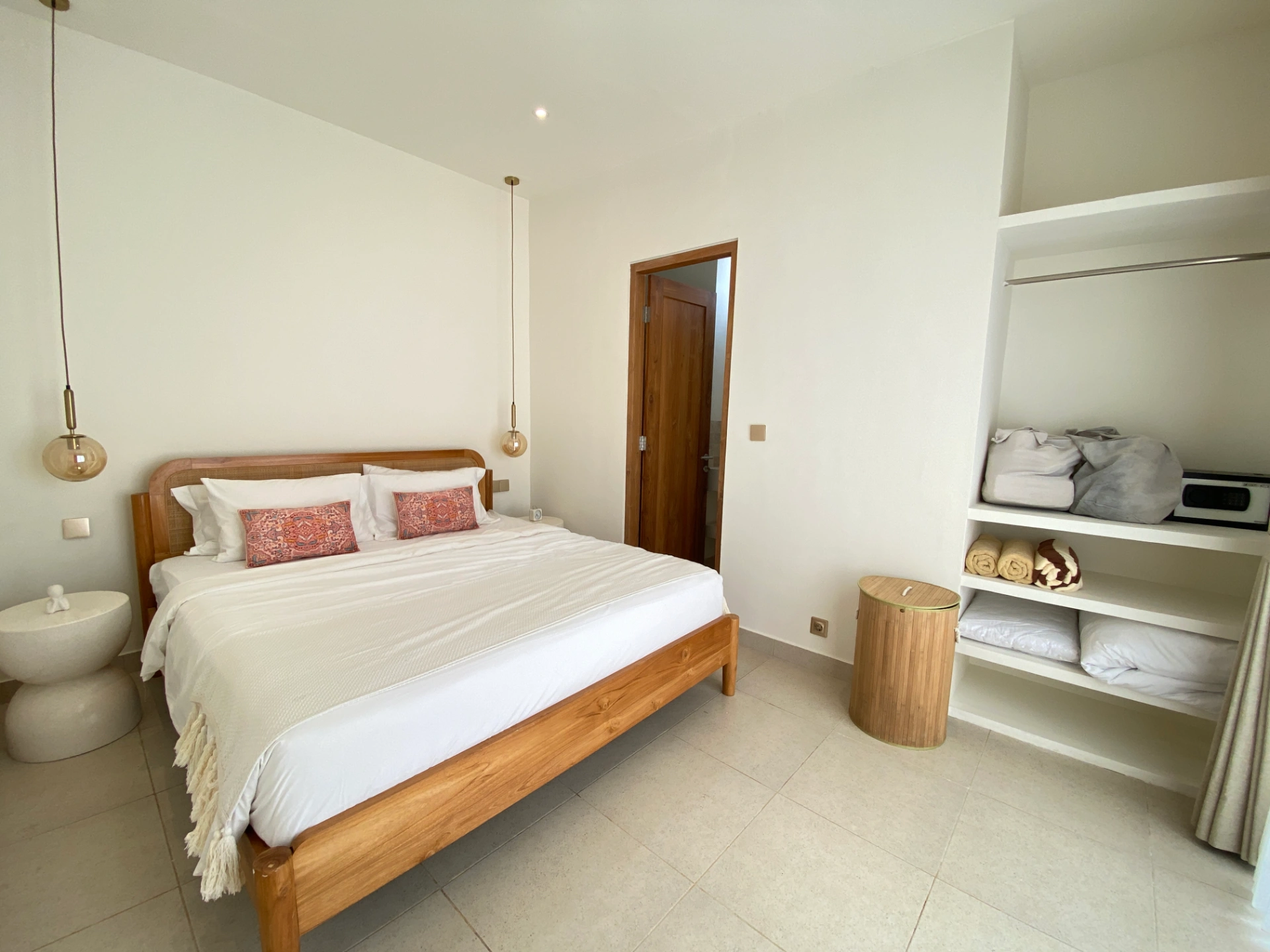 2BR Private Villa in Cemagi, 2-bed villa for rent in Seseh – photo 8 of 15