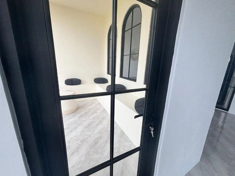 Brand New 3 Bedroom Rice Field View Villa, 3-bed villa for rent in Seseh – photo 5 of 15