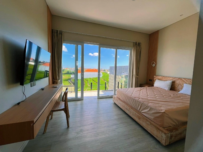 3 Bedroom Villa in Padonan for Yearly Rental, 3-bed villa for rent in Canggu – photo 8 of 13