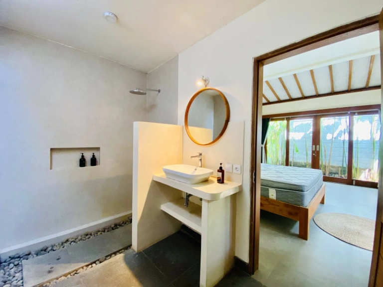 3 Bedroom Villa for Yearly Rent in Canggu, 3-bed villa for rent in Canggu – photo 6 of 15