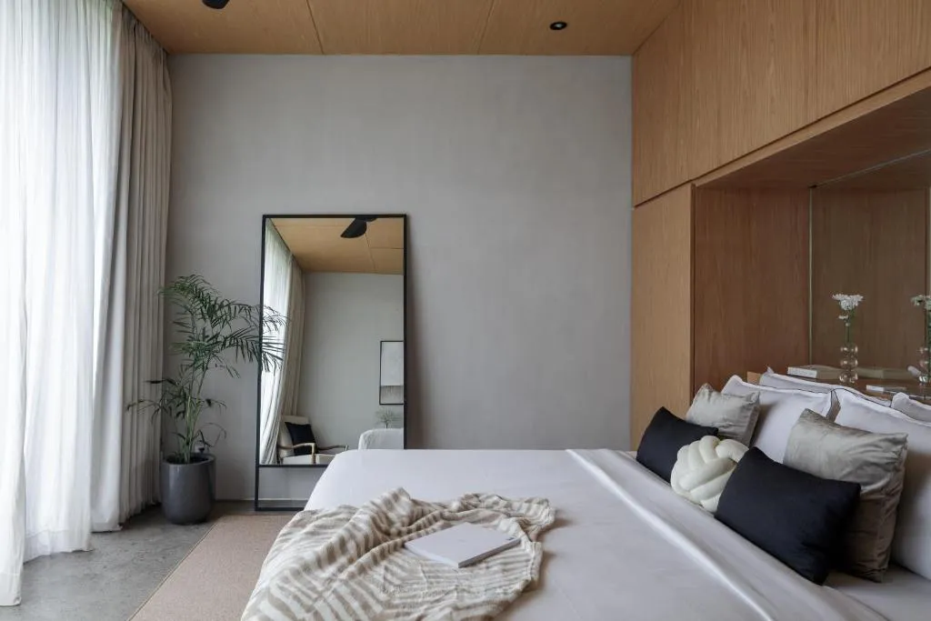 Modern 1BR Villa w/ Private Pool and Garden, 1-bed villa for rent in Canggu – photo 6 of 15