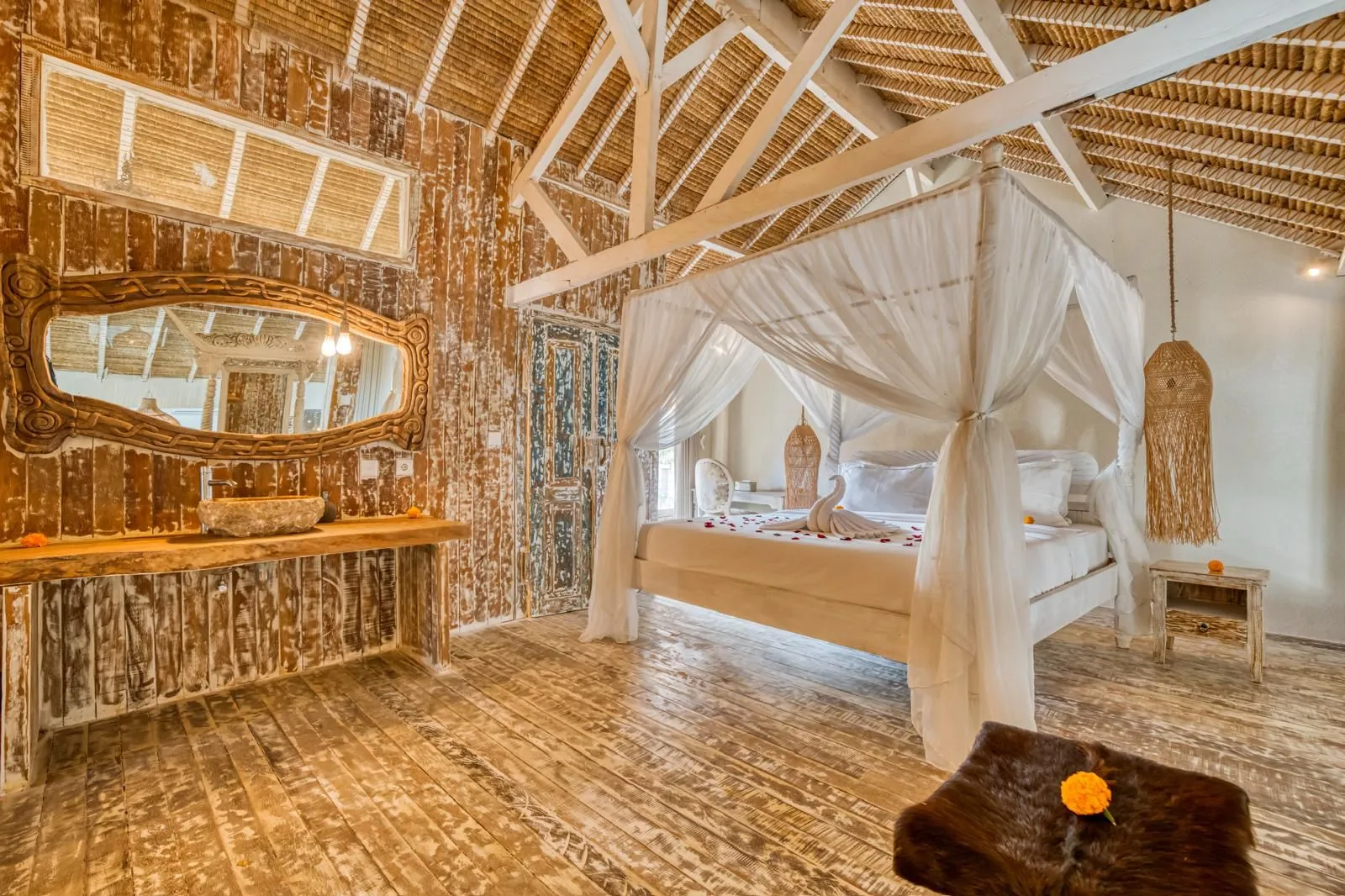 Modern–tropical 4BR Villa | Leasehold 24 Years, 4-bed villa for rent in Canggu – photo 6 of 15