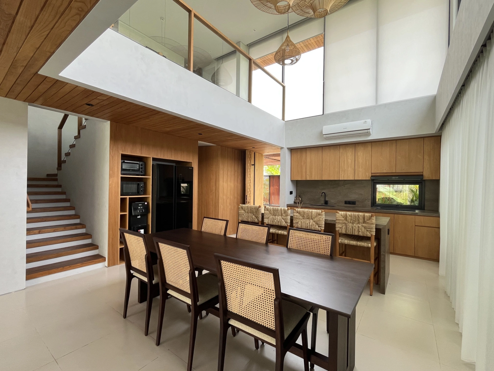 3 Bedroom Brand New Modern Villa, 3-bed villa for rent in Pererenan – photo 10 of 15