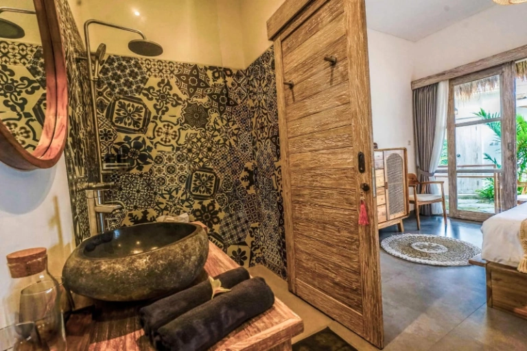 *3BRVilla Fleur de Vie – Tranquility & Style Kerobokan near Bali Kiddy School*, 3-bed villa for rent in Seminyak – photo 8 of 13