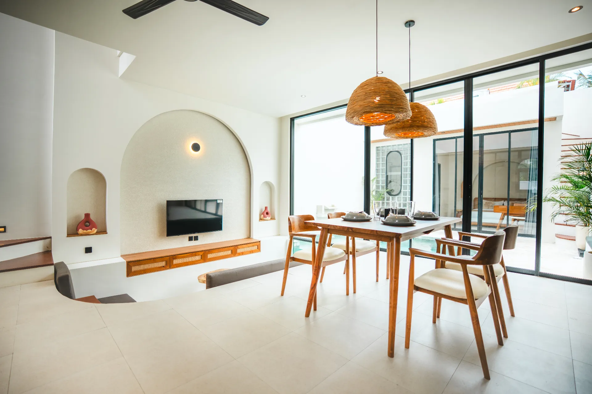 Greece-style 2 Bedroom Villa in Pererenan, 2-bed villa for rent in Pererenan – photo 11 of 15