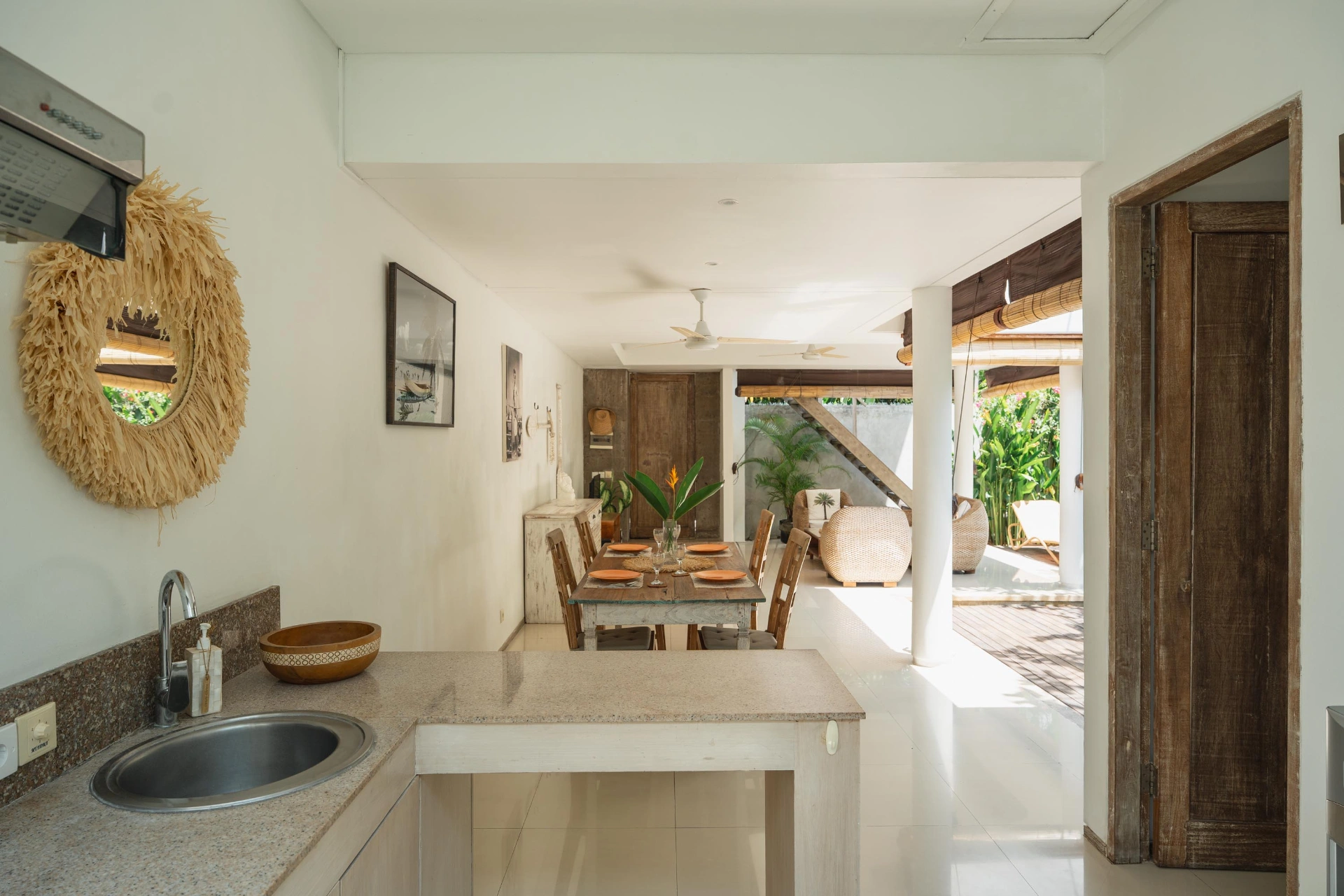 Villa Lestari 1 - Quiet 2BD Villa w/ Private Pool - Umalas, 2-bed villa for rent in Canggu – photo 14 of 15