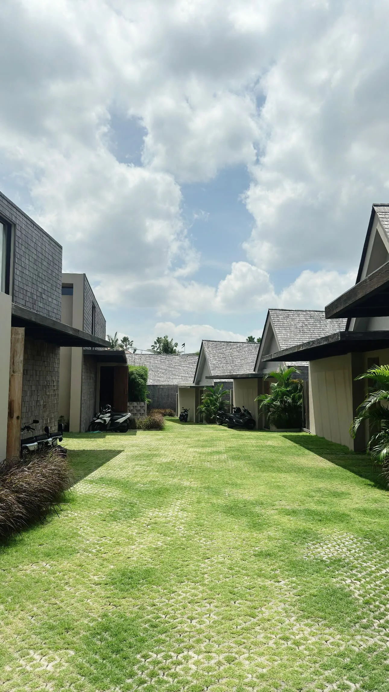 Boutique 2-Bedroom villa Near Nuanu, 2-bed villa for rent in Seseh – photo 11 of 15