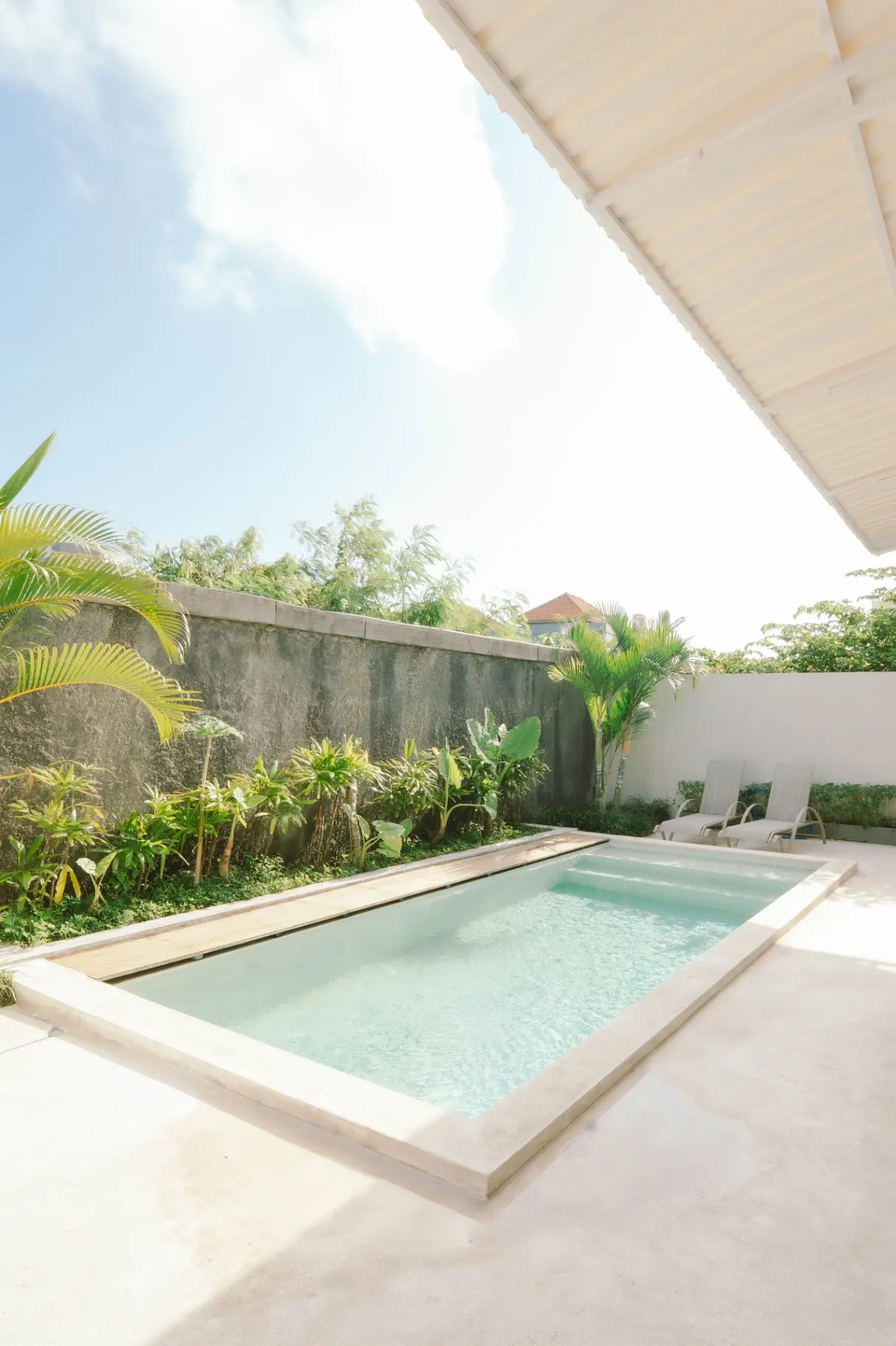 Modern 3BR Villa w/ Private Pool and Garden, 3-bed villa for rent in Canggu – photo 10 of 15