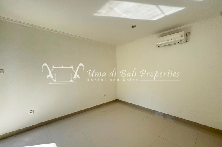 3BR Villa for Rent at Berawa, Bali, 3-bed villa for rent in Canggu – photo 6 of 13