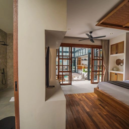 4 Bedrooms Luxury Villa in Cemagi for Lease, 4-bed villa for rent in Seseh – photo 15 of 15