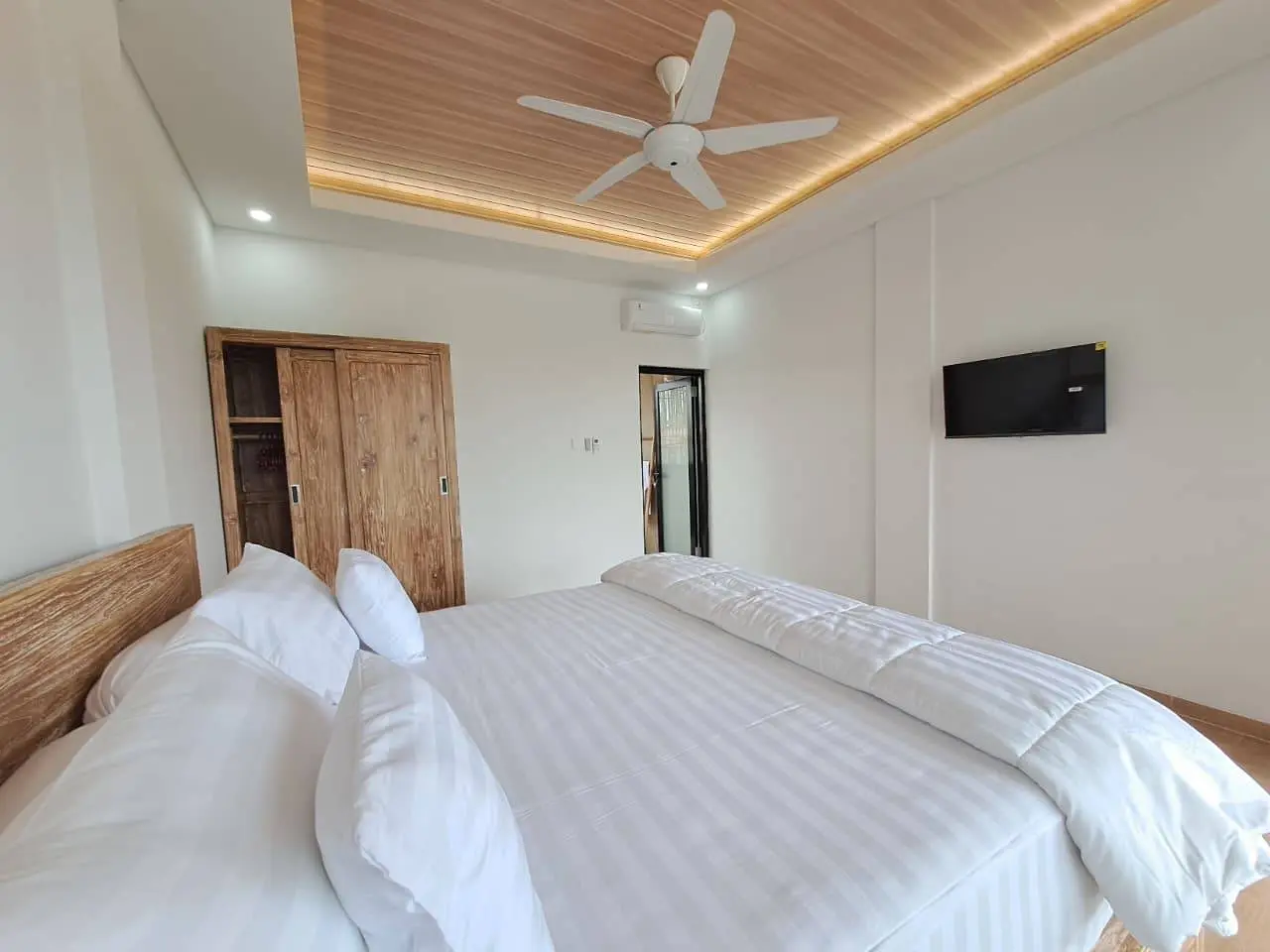 Stylish Two Bedroom Villa in Canggu, 2-bed villa for rent in Canggu – photo 5 of 15