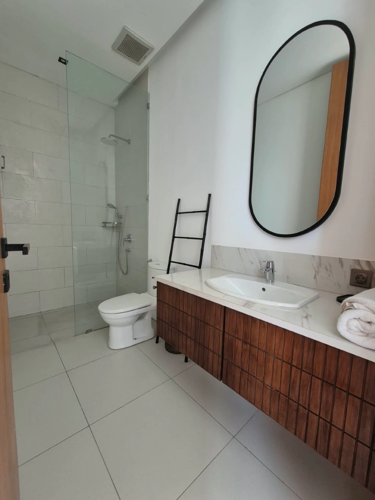 Modern Residence in Pererenan with Rice Field View, 3-bed villa for rent in Pererenan – photo 10 of 11