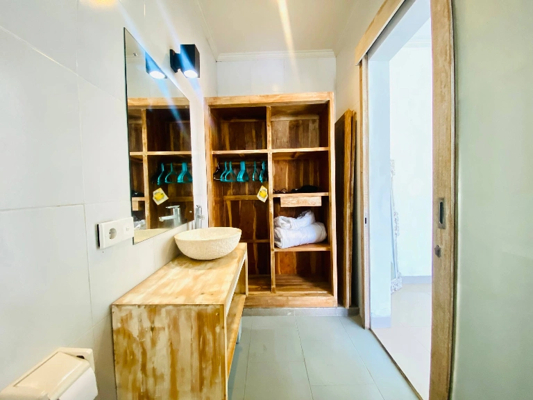 2 Bedroom Villa for Yearly Rent in Berawa, 2-bed villa for rent in Canggu – photo 9 of 15