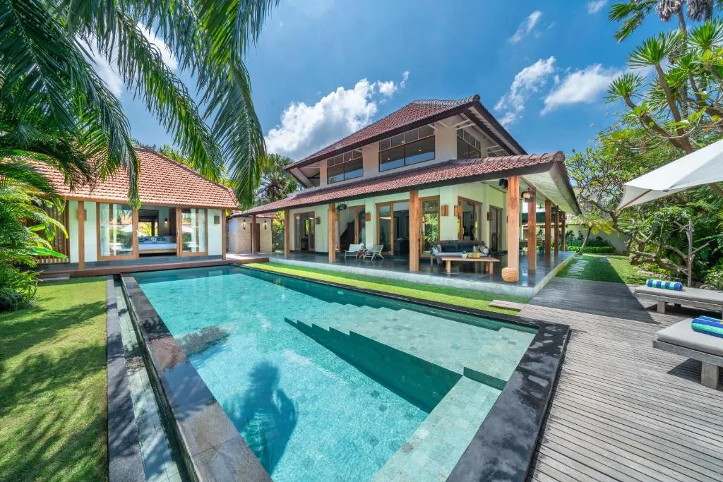 4BR Villa in Canggu, 4-bed villa for rent in Canggu – photo 7 of 15