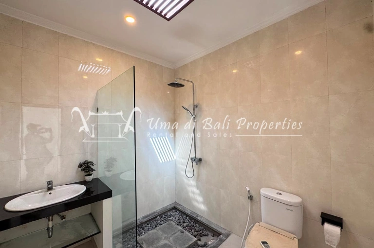 3BR Villa for Rent at Berawa, Bali, 3-bed villa for rent in Canggu – photo 7 of 13