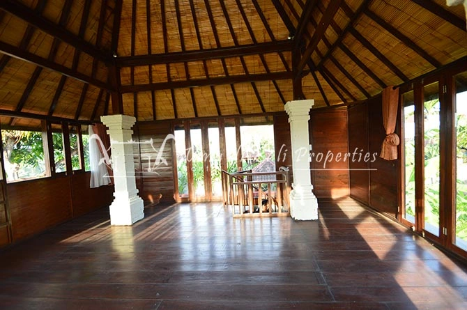 2BR Villa for Rent at Kerobokan, Bali, 2-bed villa for rent in Canggu – photo 12 of 15